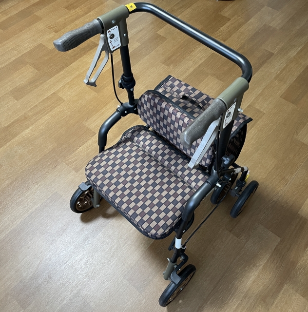 【介護日記】しぶっていた母が歩行器を使い始めたきっかけ